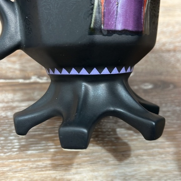 Snow White Claw Footed Black Mug Designer Collection Evil Queen Villains Disney - Picture 7 of 15